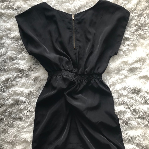 Cap sleeve dress - Picture 3 of 6